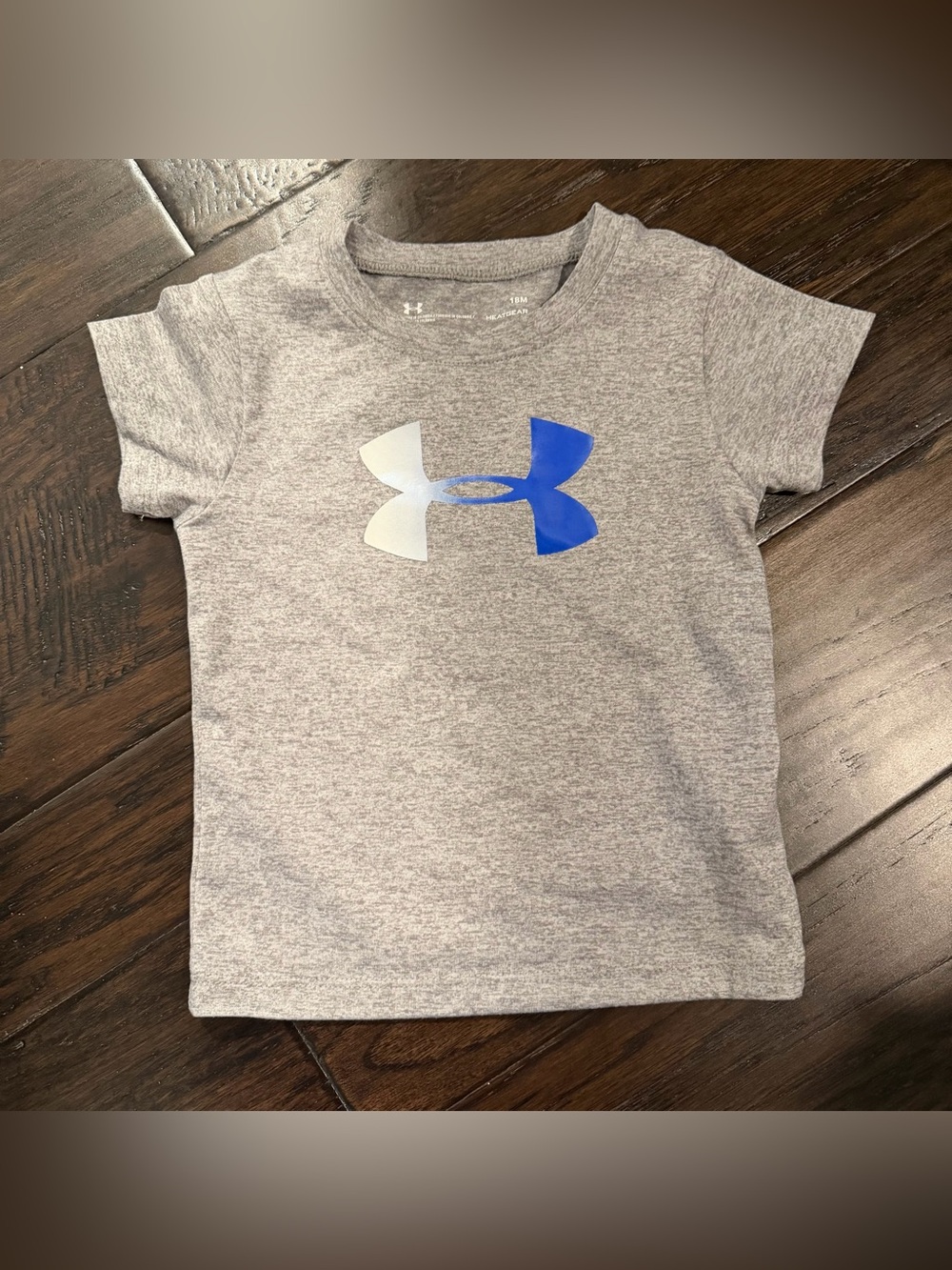 Under Armour heatgear baby girls gray shirt